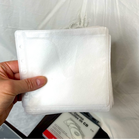 New Hipce CD Sleeves DVD Protector Insert Sleeves Double Sided LOT Office Travel - Picture 7 of 7